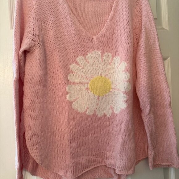 Wooden Ships V Neck Pink Flower Sweater, Size Medium/Large - Picture 1 of 3